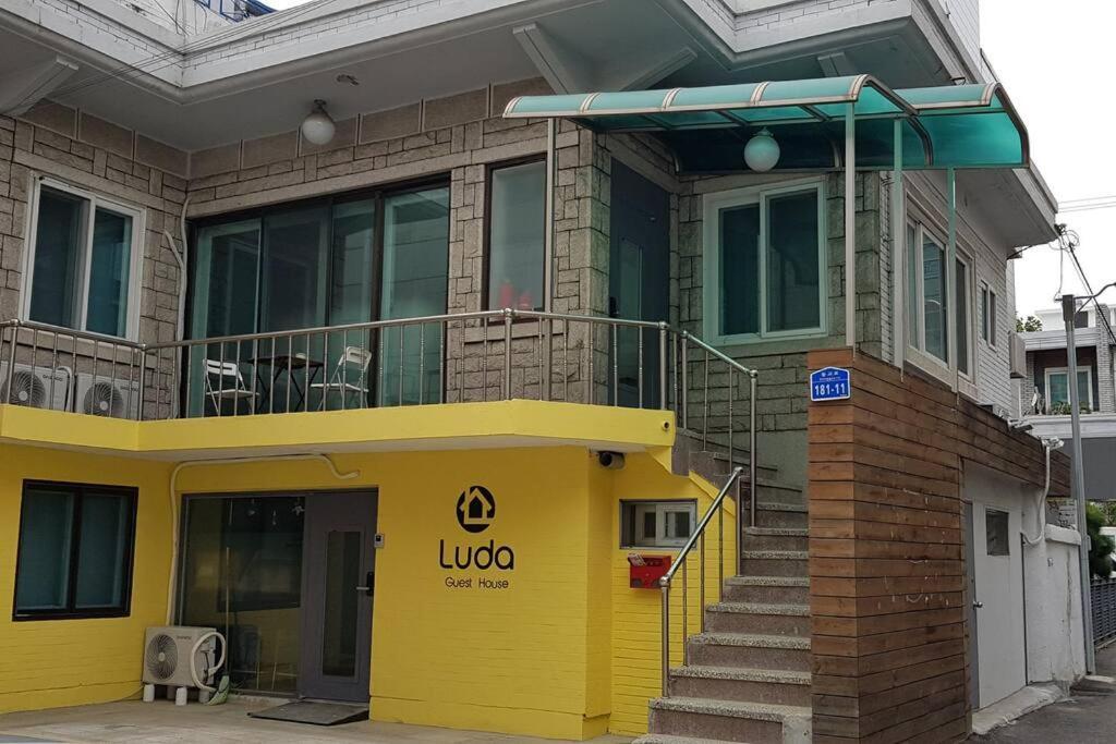Luda House Villa Seoul Exterior photo